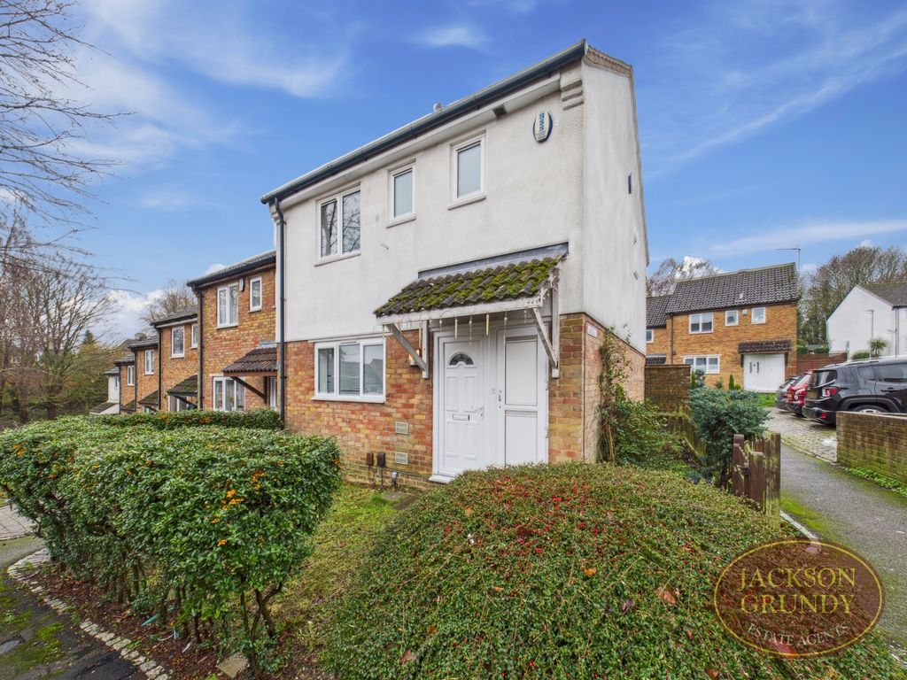 Property photo 1 of 14 Ermine Road