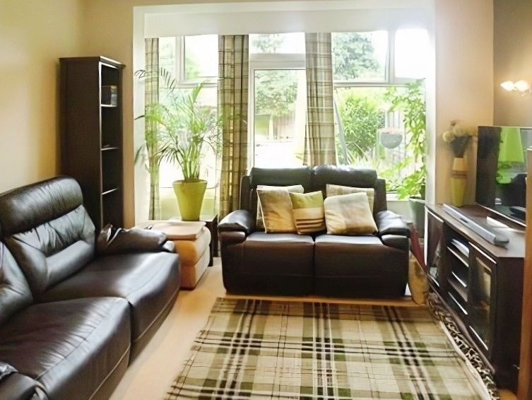 Property photo 2 of 11 Pbox-Img.Jpg