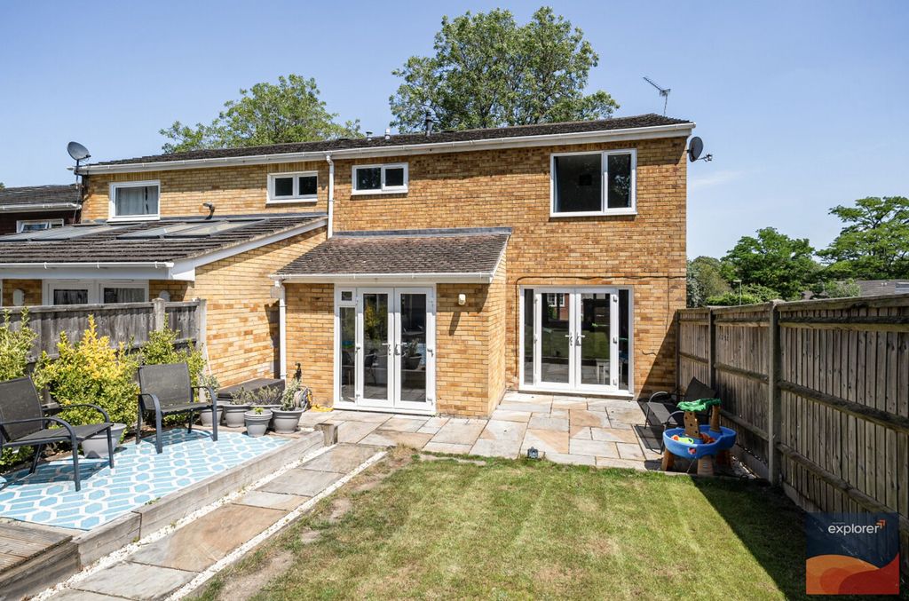 Property photo 2 of 13