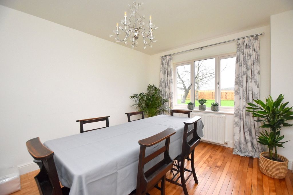 Property photo 3 of 12 Picture No. 03