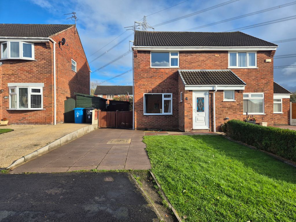 Property photo 1 of 8 Exterior