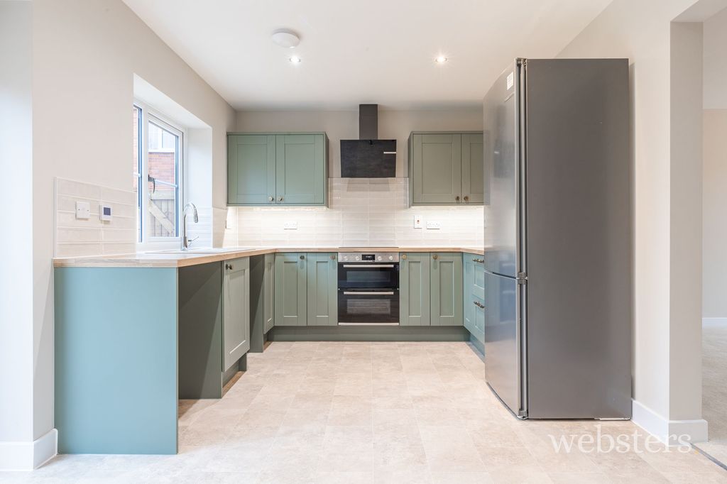 Property photo 2 of 48