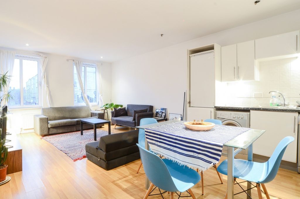 Property photo 1 of 5