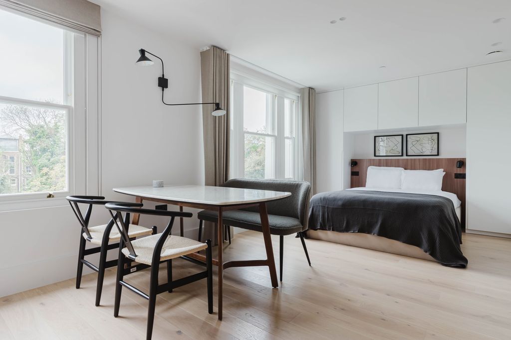 Property photo 1 of 16 Dining Area