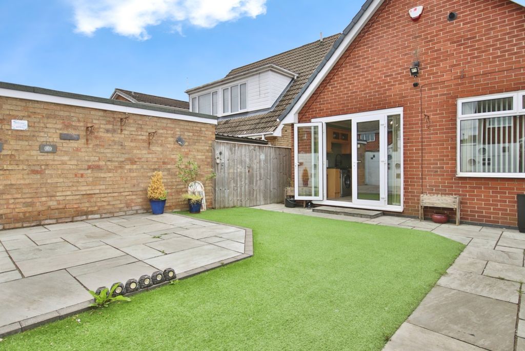 Property photo 1 of 26 4370291