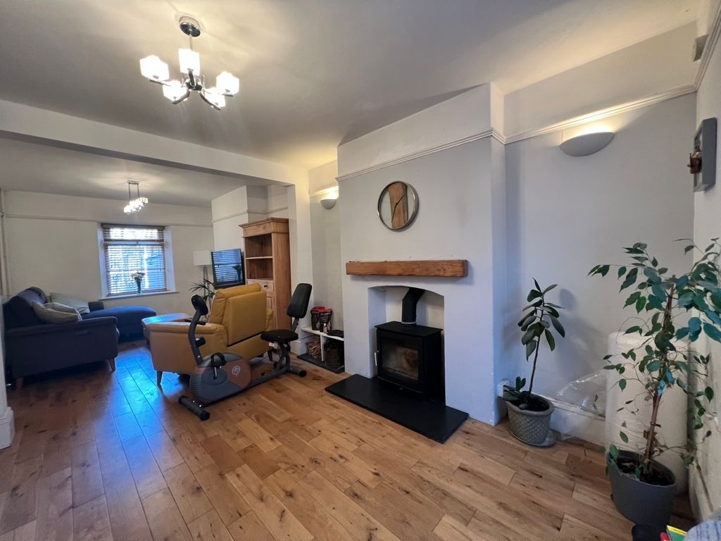 Property photo 2 of 12 Picture No. 01