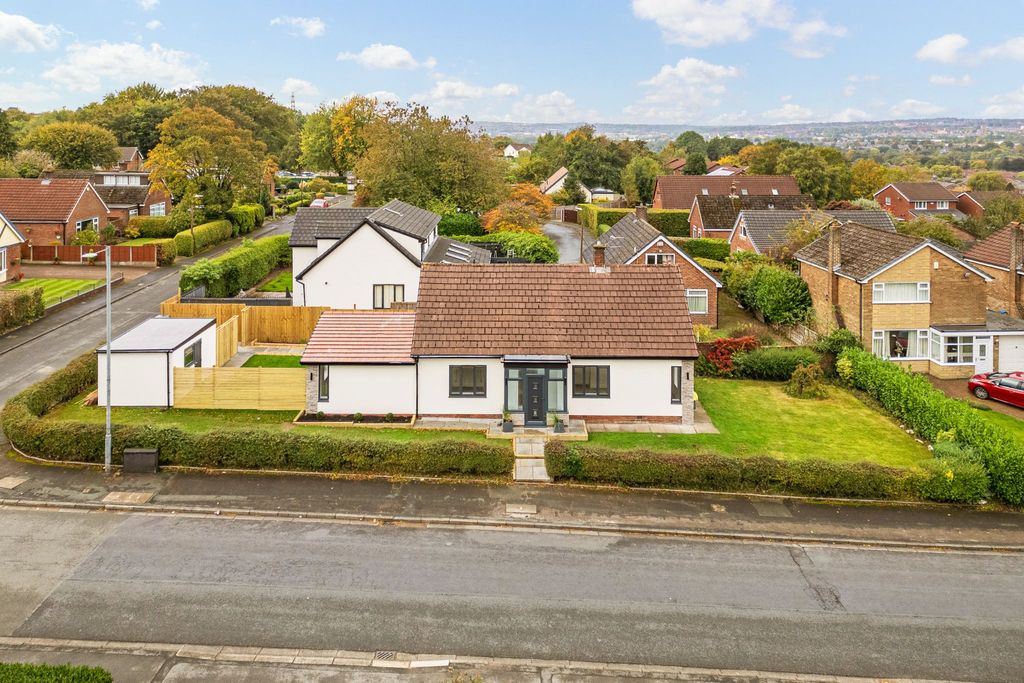 Property photo 1 of 41 Photograph 1