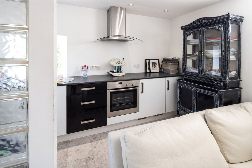 Additional image 15 of 6 bed detached house for saleLe Petit Catillon, Grouville, Jersey JE3