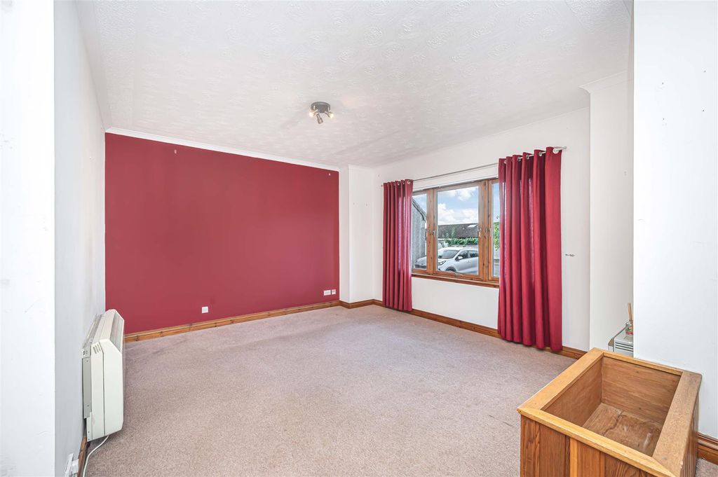 Property photo 3 of 20 Untitled (4 Of 1).Jpg