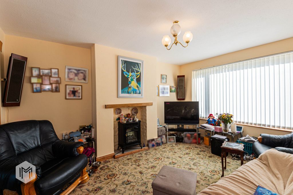 Property photo 3 of 21 Picture No. 15