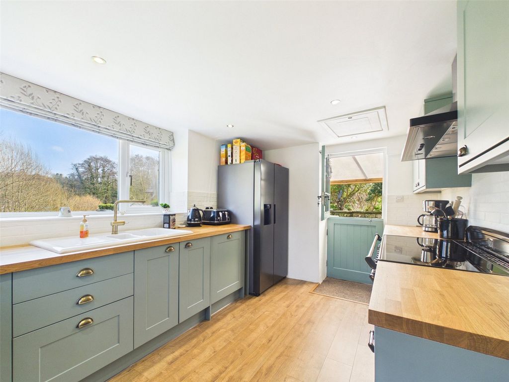 Property photo 3 of 25 Picture No. 53