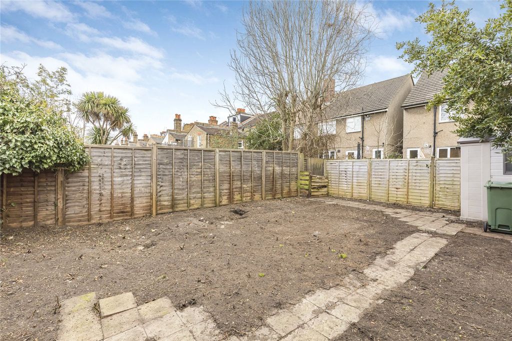 Property photo 2 of 10 Picture No. 04
