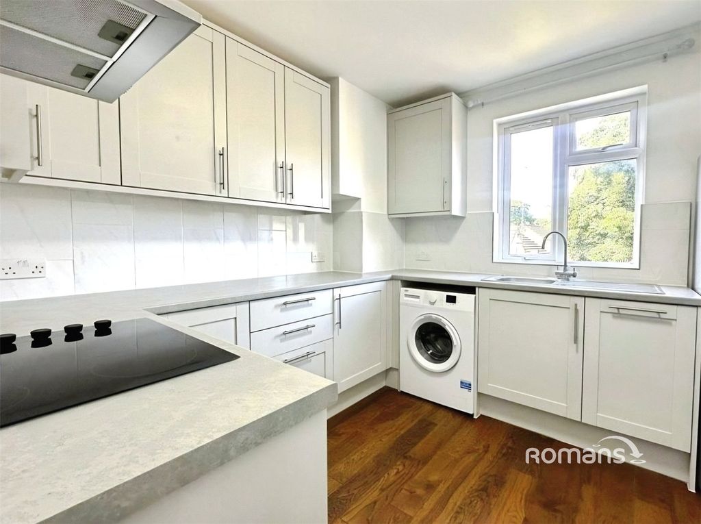 Property photo 2 of 10 Picture No. 16