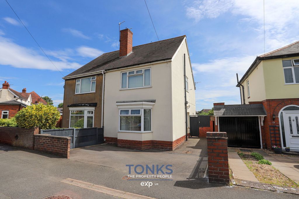 Property photo 1 of 12
