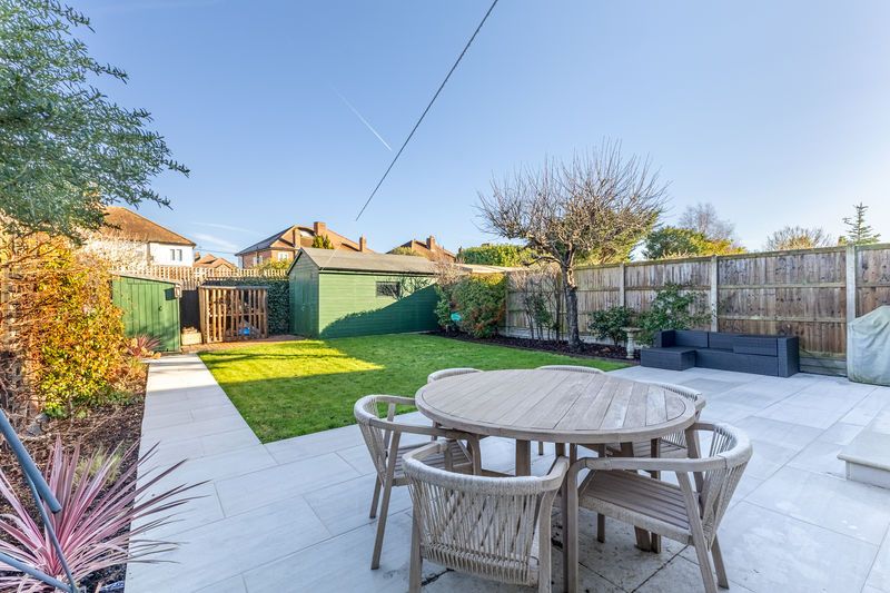 Property photo 3 of 26 Ivy Gate