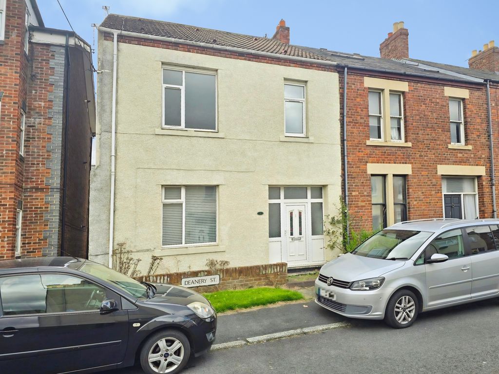 Property photo 1 of 11 Photo 9