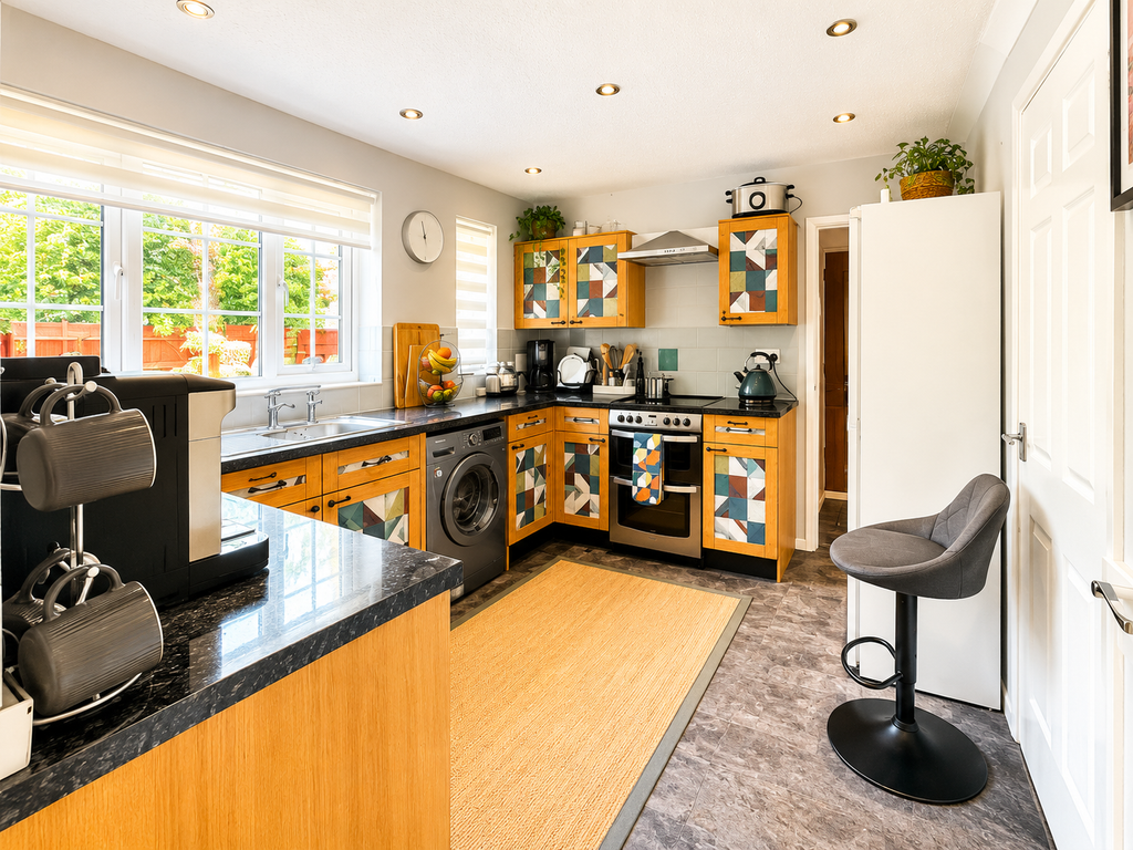 Property photo 3 of 14 11E674DC-2554-47Bf-81D5-239Ddb4C2B93