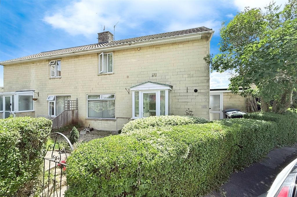 Property photo 1 of 17 Picture No. 27