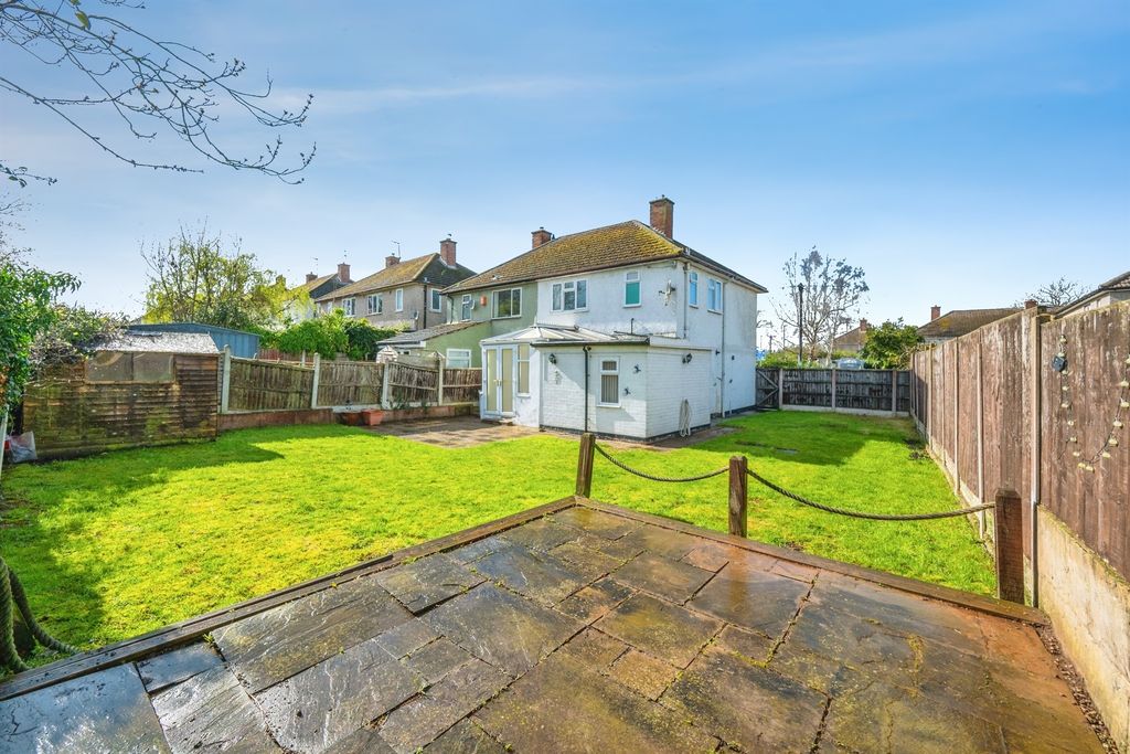 Property photo 2 of 18 External