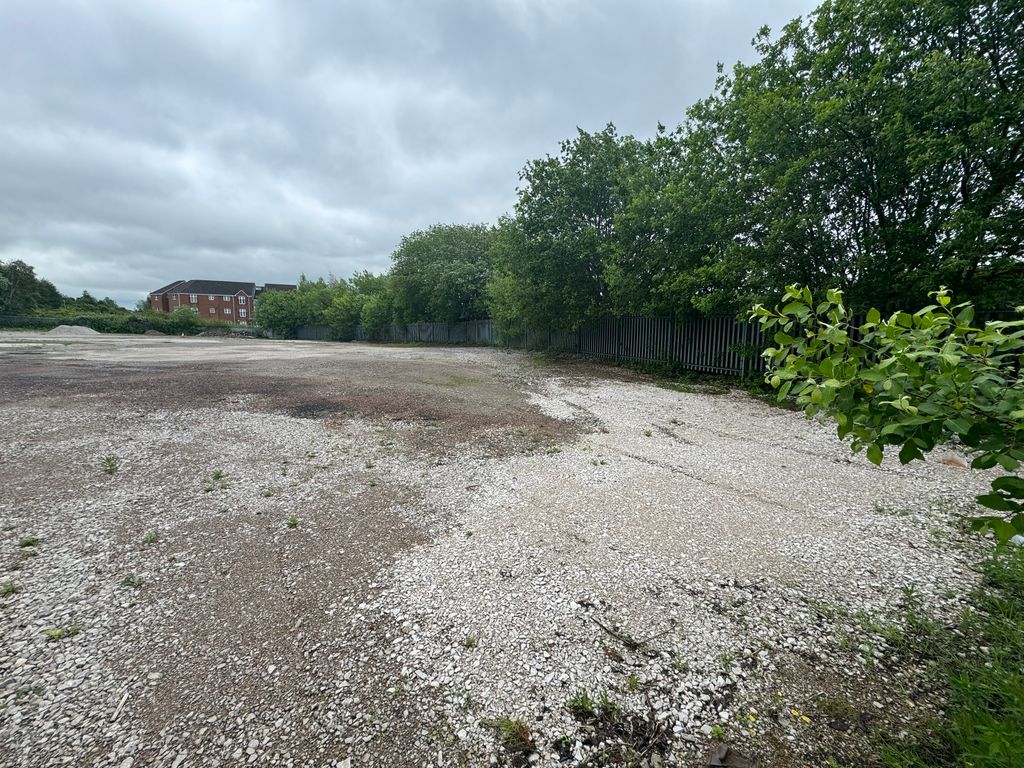 Property photo 2 of 4 Img_5963