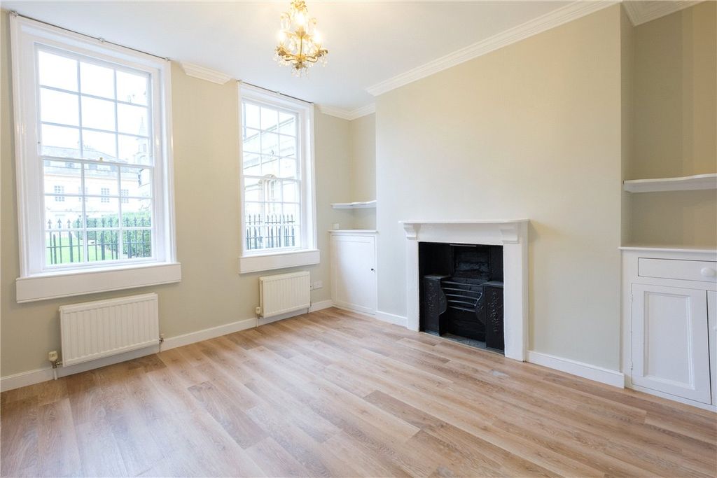 Property photo 2 of 14 Picture No. 04