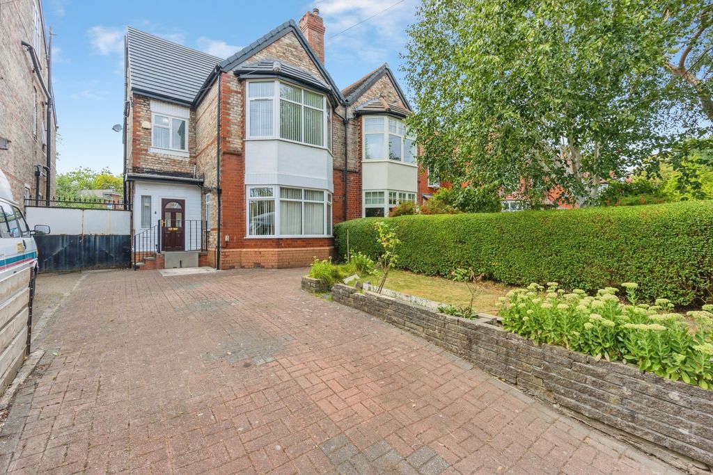 Property photo 1 of 29 Pbox-Img.Jpg