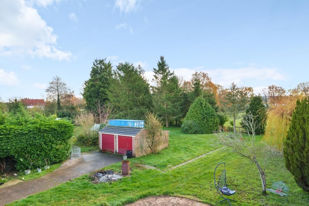 Property photo 1 of 5 Photo 5