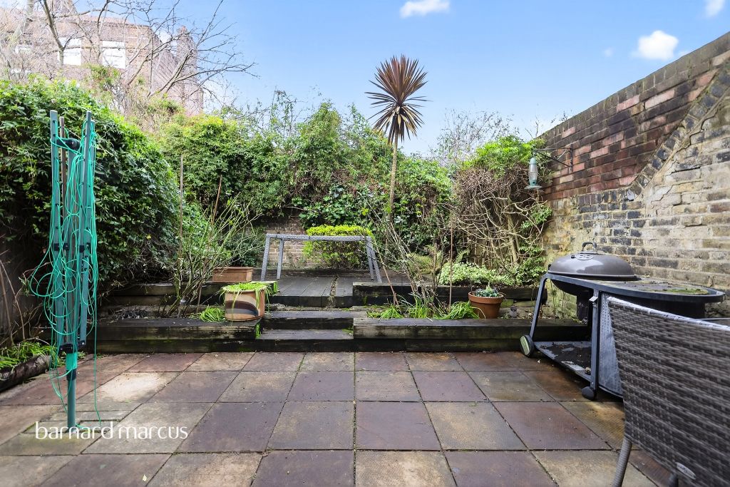 Property photo 3 of 14