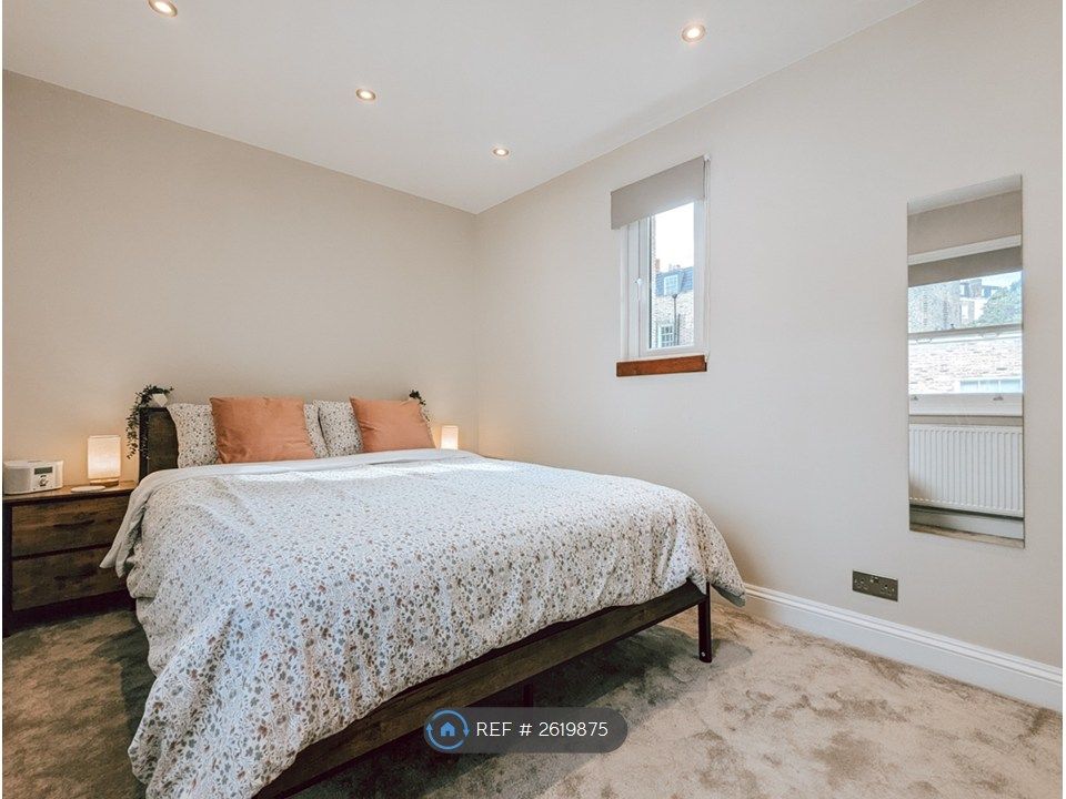 Property photo 3 of 25