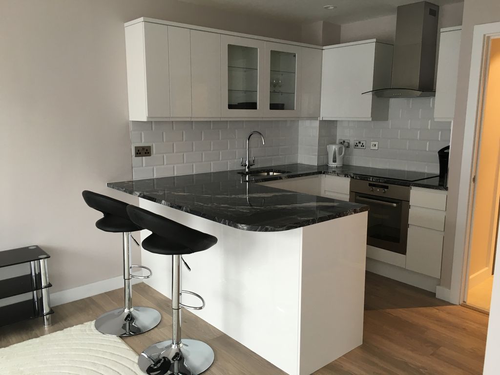 Property photo 2 of 6 Kitchen
