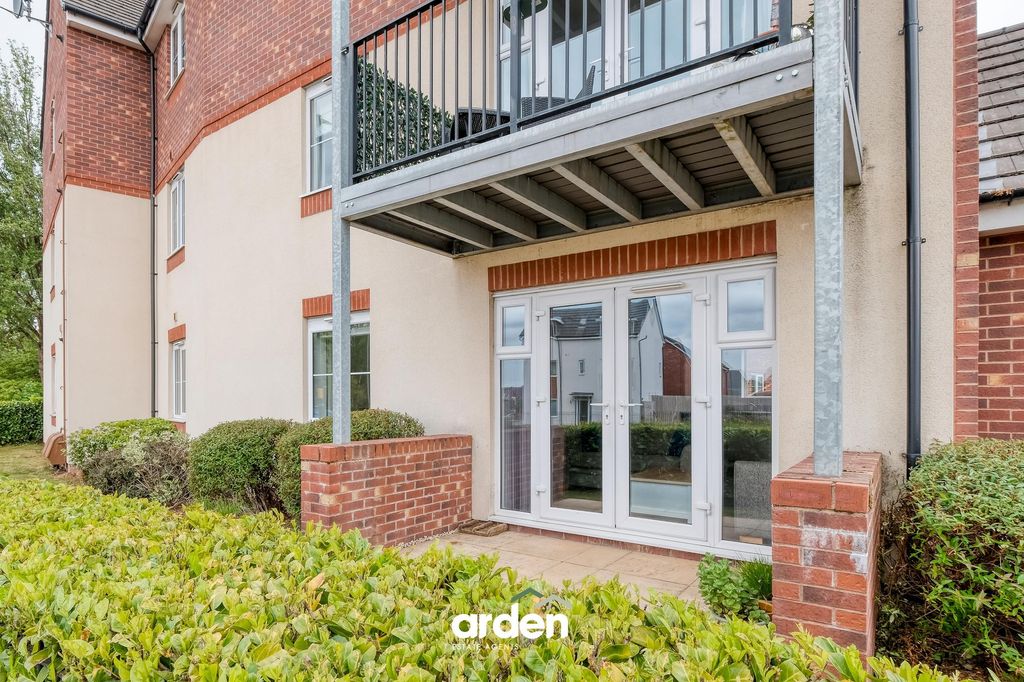Property photo 1 of 13