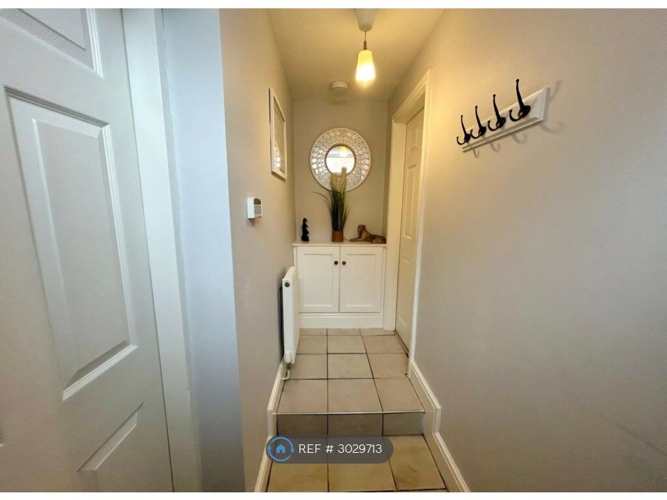 2 bed maisonette to rentTarvin Road, Chester CH3 photo 5