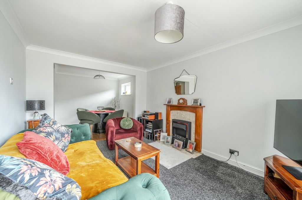 Property photo 3 of 20 1453630-12-6A01F6...