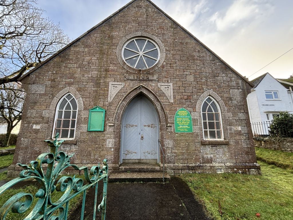 Property photo 2 of 8 Gallery