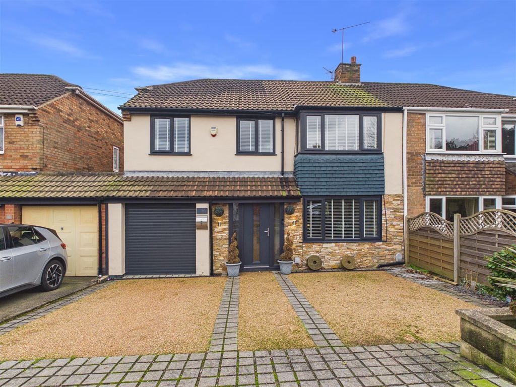 Property photo 1 of 25 Cam05476G0-Pr0127-Still001.Jpg