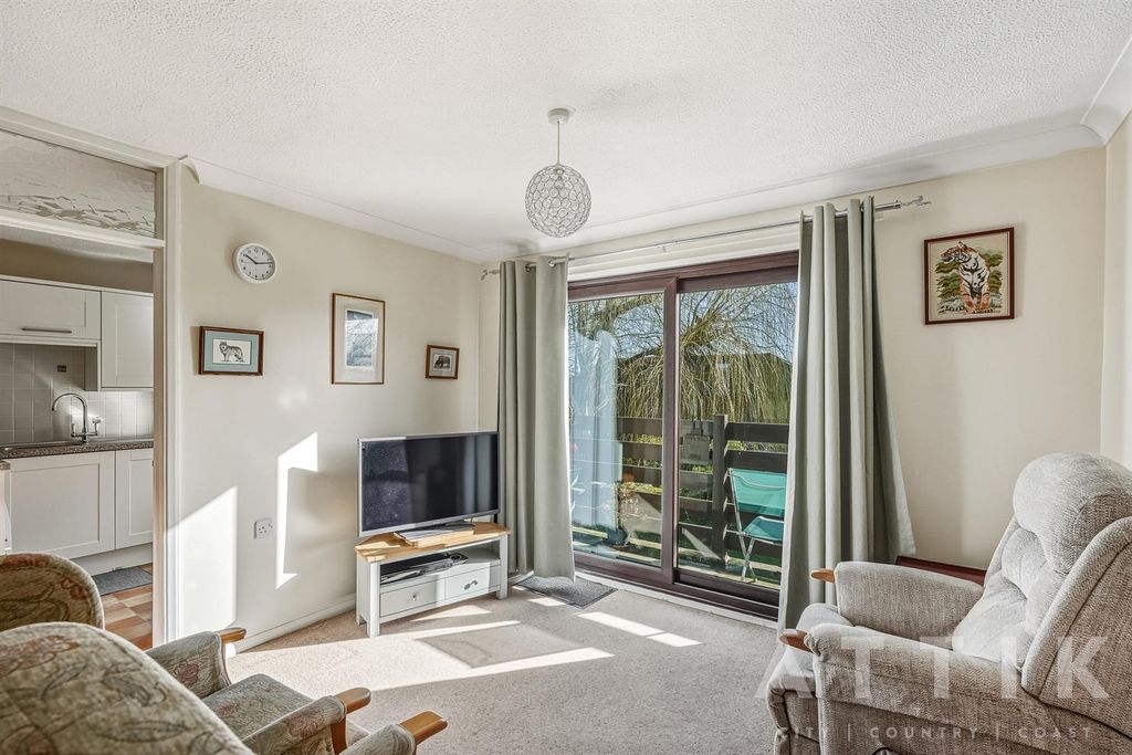 Property photo 2 of 20 Ar703067.Jpg