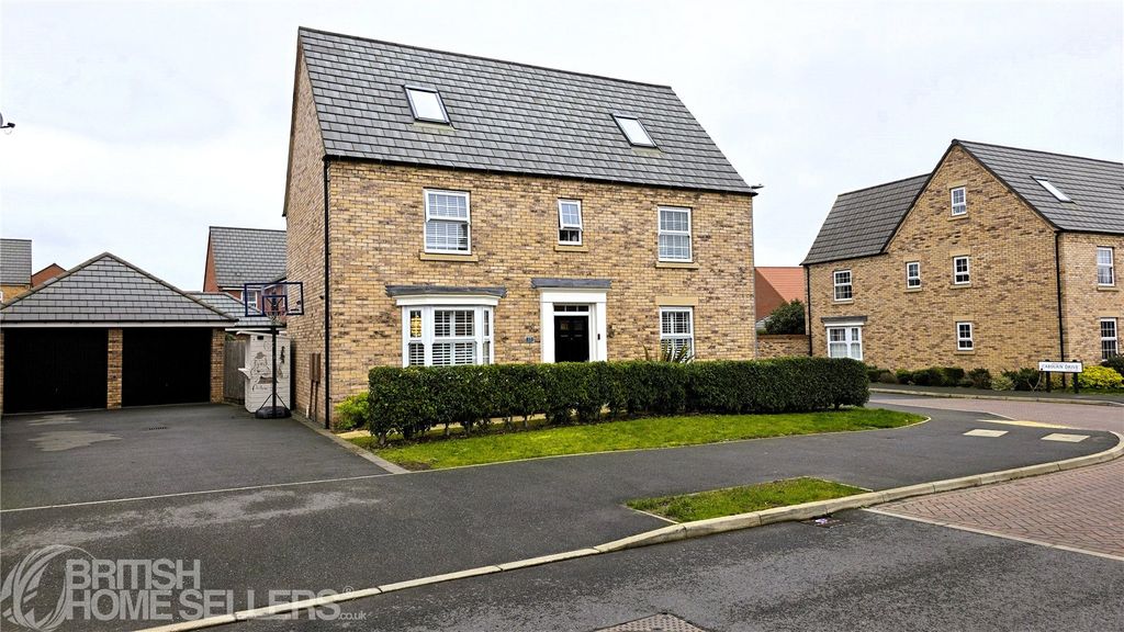 Property photo 1 of 26 Picture No. 21