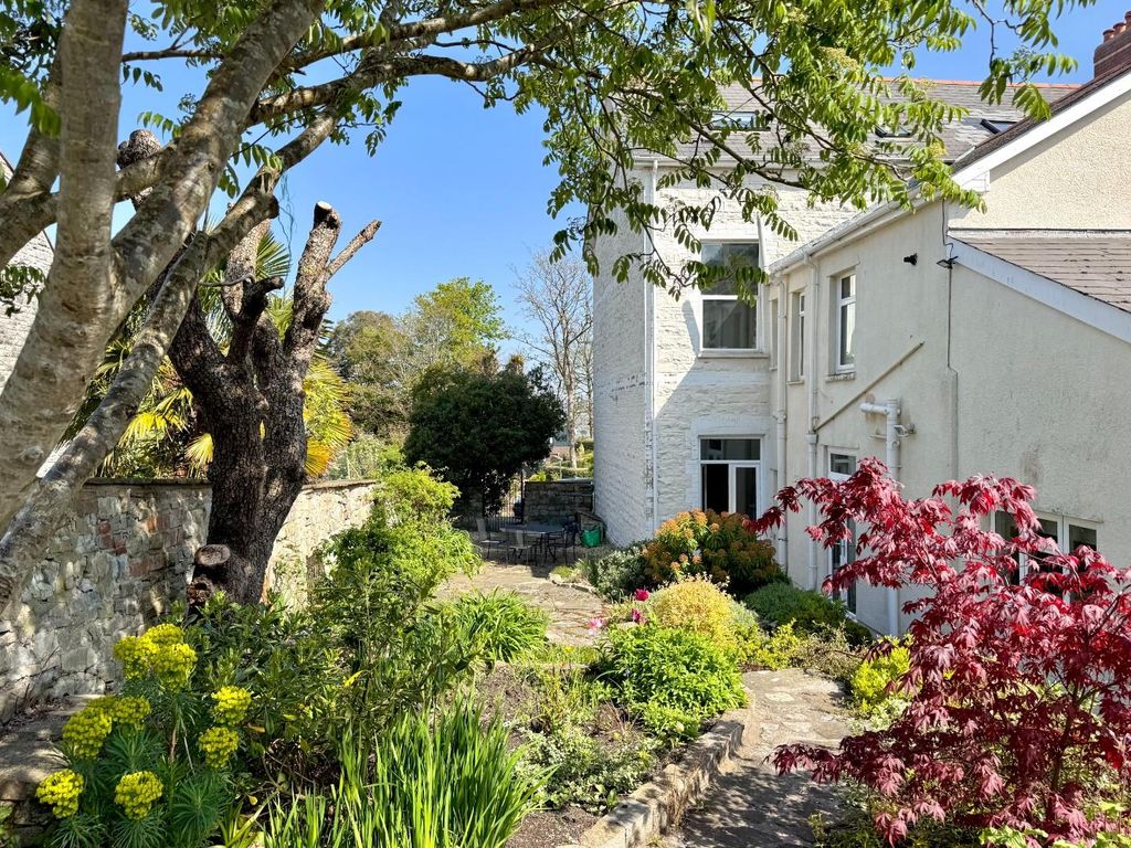 Additional image 2 of 4 bed semi-detached house for salePaget Place, Penarth CF64