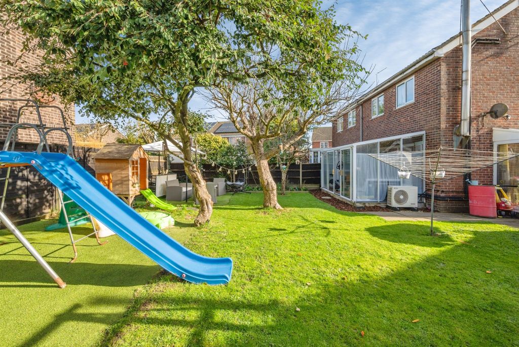 Property photo 3 of 19