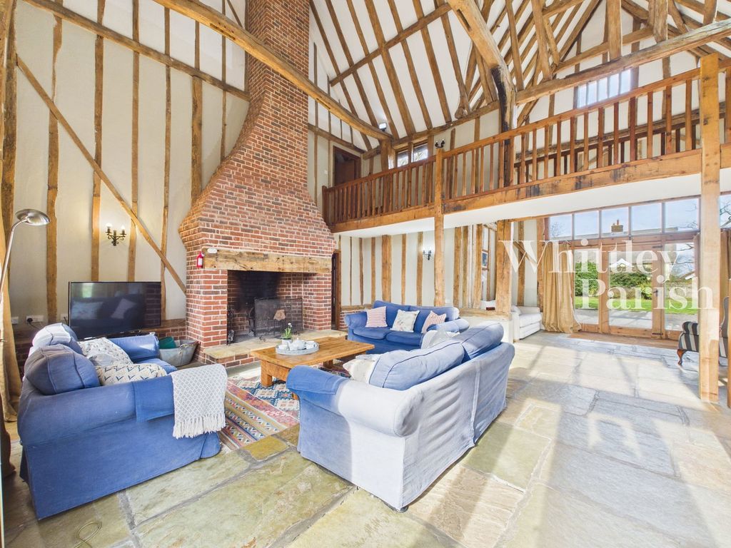 Property photo 2 of 35