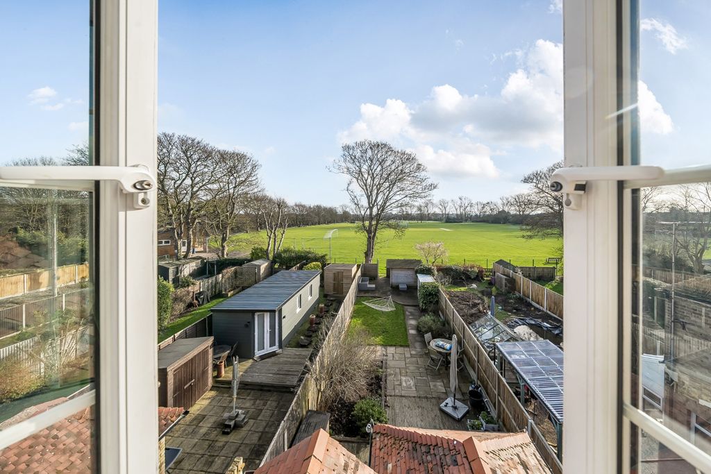 Property photo 3 of 24 4797872