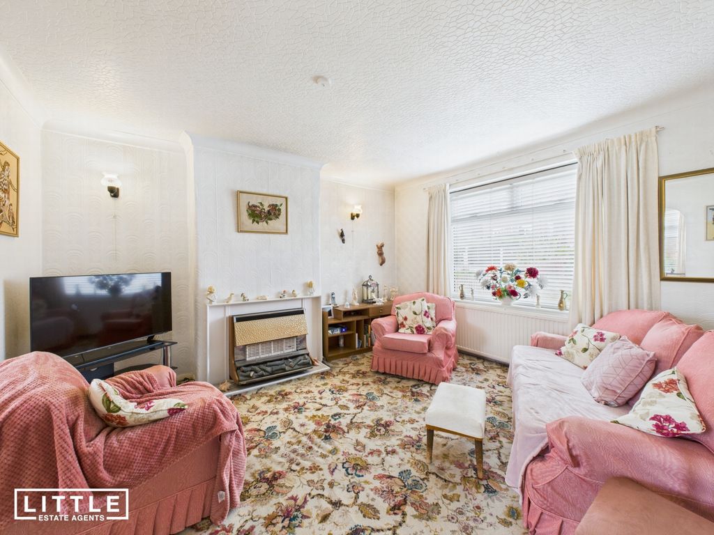 Property photo 3 of 21 Photo 7