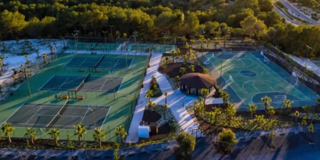 Property photo 3 of 20