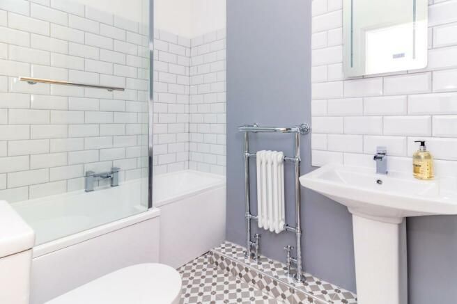 Property photo 3 of 11 Bathroom