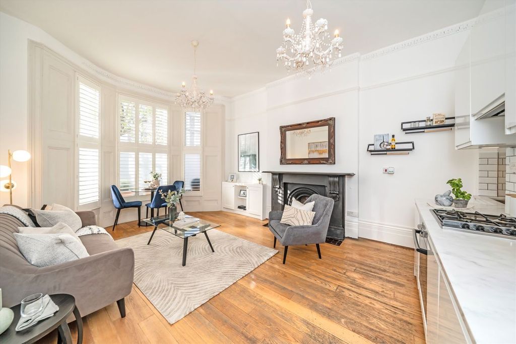 Property photo 2 of 7