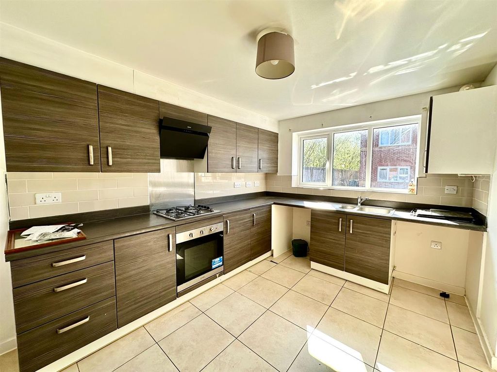 Property photo 2 of 12 Whatsapp Image 2026-04-20 At 11.00.59 (2).Jpeg