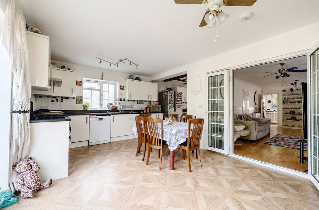 Property photo 2 of 19 1003286 (5).Jpg