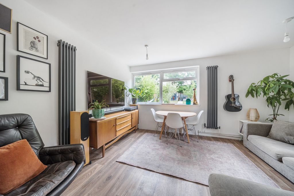 Property photo 3 of 14 1294345-16-6825F0...