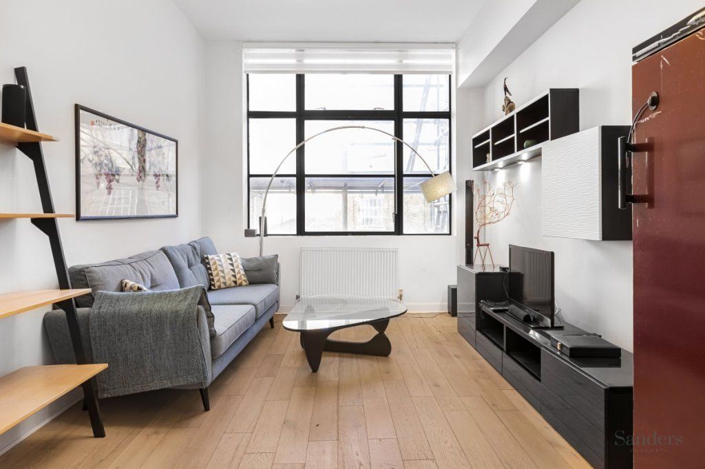 Property photo 2 of 21