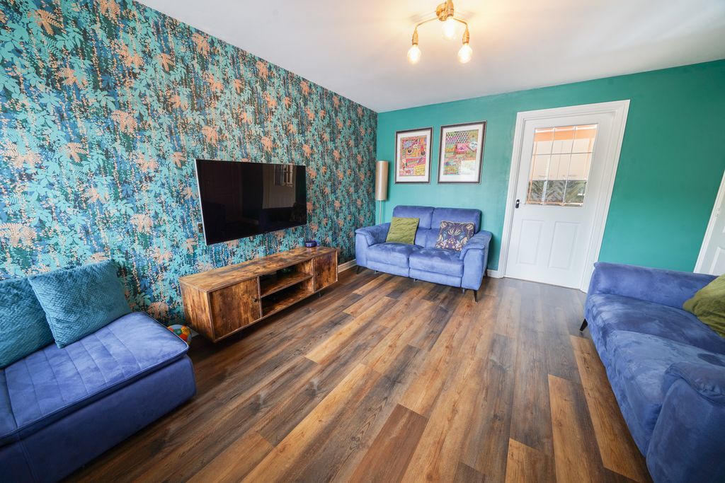 Property photo 3 of 21 3E3A43F4d19Df6E7F3201A1c5889250Bb229A46A.Jpg